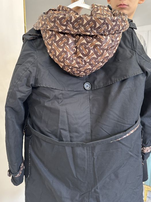 Куртка пуховик новая Burberry