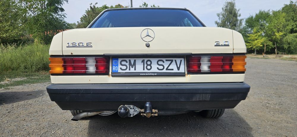 MERCEDES-BENZ 190 1986 — imagine 2