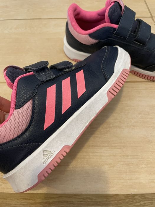 Incaltaminte Adidas marimea 35