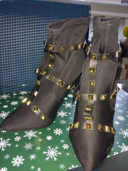 Чисто нови боти, номер 39