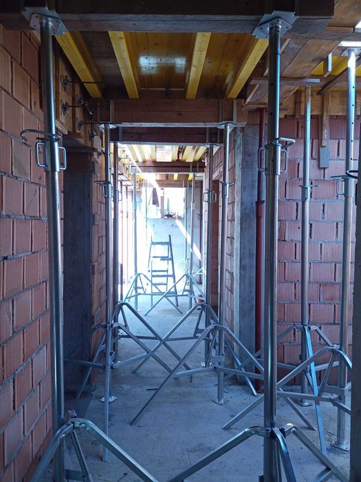 Inchiriem sistem de cofraje pentru planseu, cofraje plansee