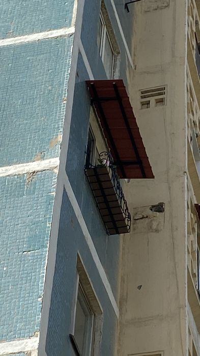 Устанавливаем козырьки и бельевые ролики в Ташкенте!