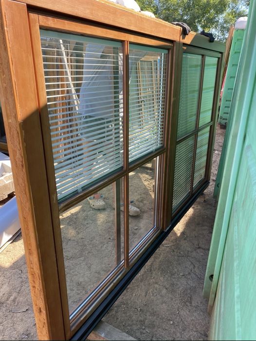 FEREASTRA LEMN TRIPAN H 147 x L 235 Germania 3 buc