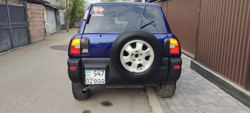 В продаже авто , rav 4