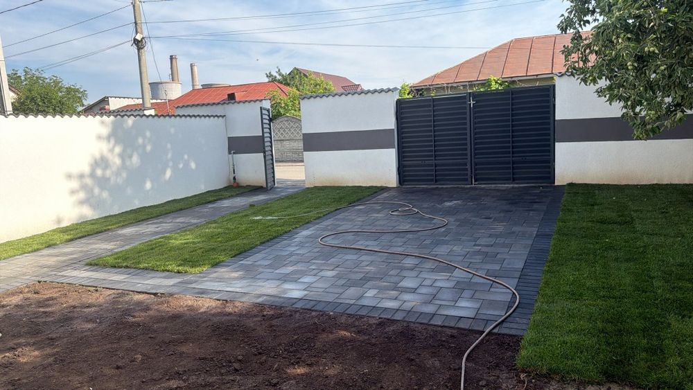 Proprietar- vand Duplex nou  modern- Bariera Valcii  !