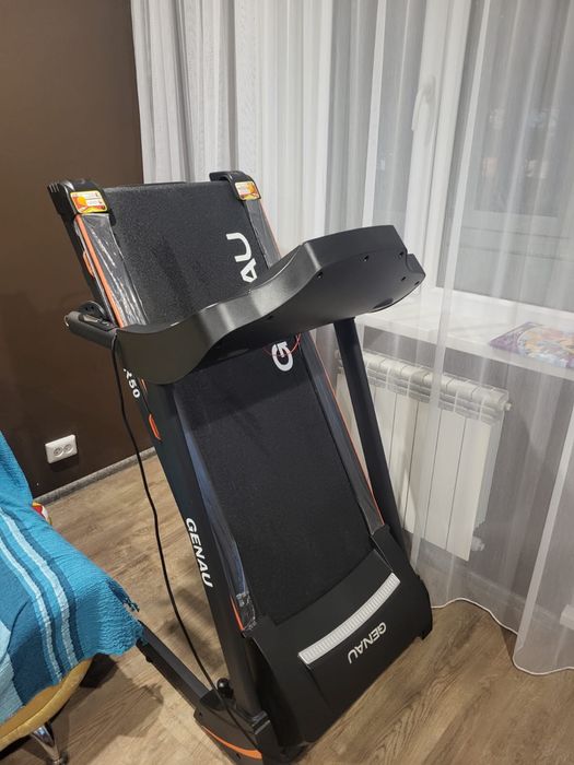 Беговая дорожка GENAU