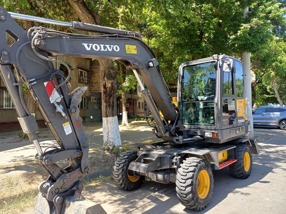 Услуги экскаватора мини 60