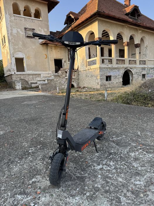 Vand trotineta electrica kukirin g2