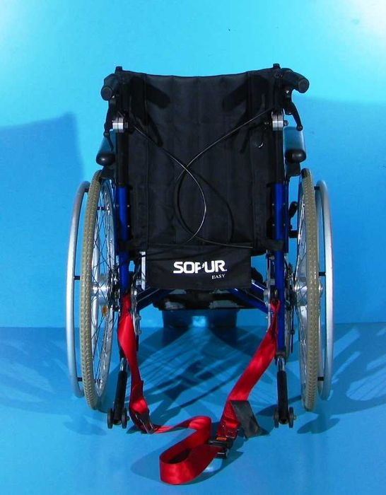 Scaun cu rotile semiactiv din aluminiu Sopur - latime sezut 40 cm