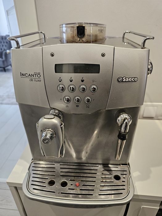 Кафемашина Saeco Incanto Deluxe