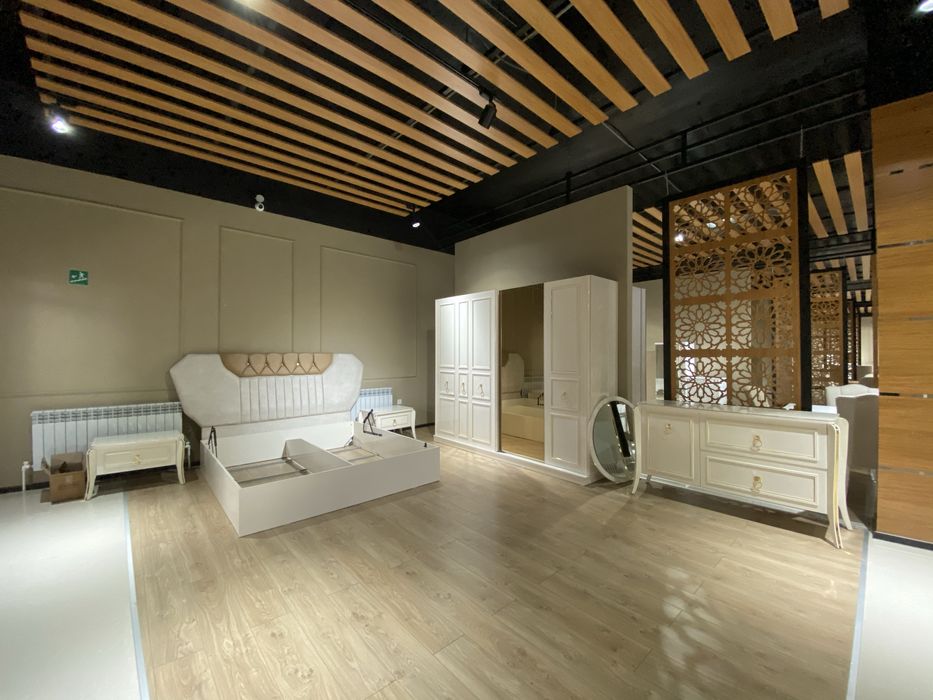 Спальный гарнитур