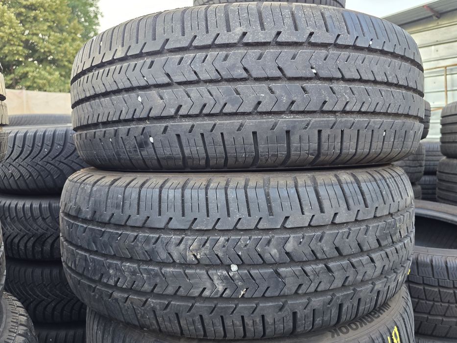 2бр Летни гуми 215 60 17 С - Michelin