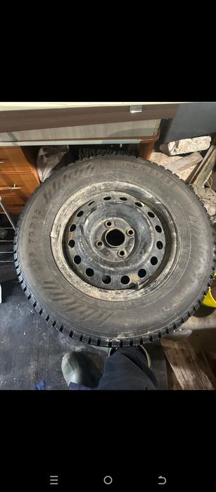 Продам зимнию резину