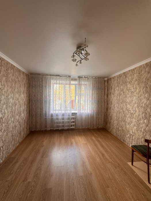 Продам комнату с унитазом