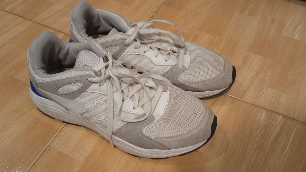 Pantofi sport Adidas Cloudfoam alergare, piele, talpa antisoc, Vietnam