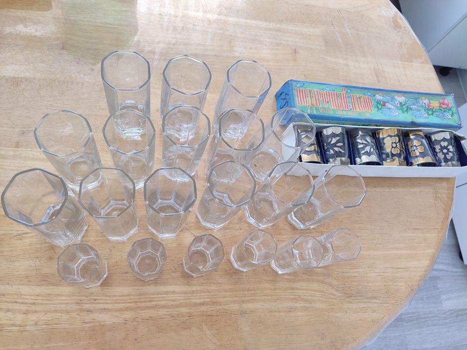 Продам чайный сервиз и ар .посуду