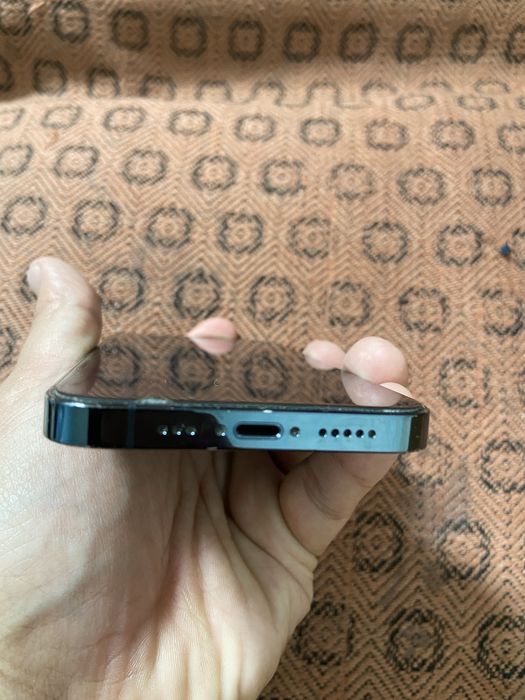 iPhone 12про 256