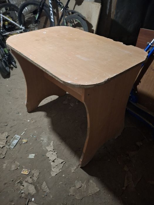 Стол для кухни 5000т