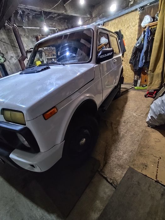 Продам ваз 21213 Нива 2000 г