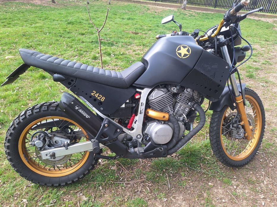 Honda Transalp 600 Cafe Race