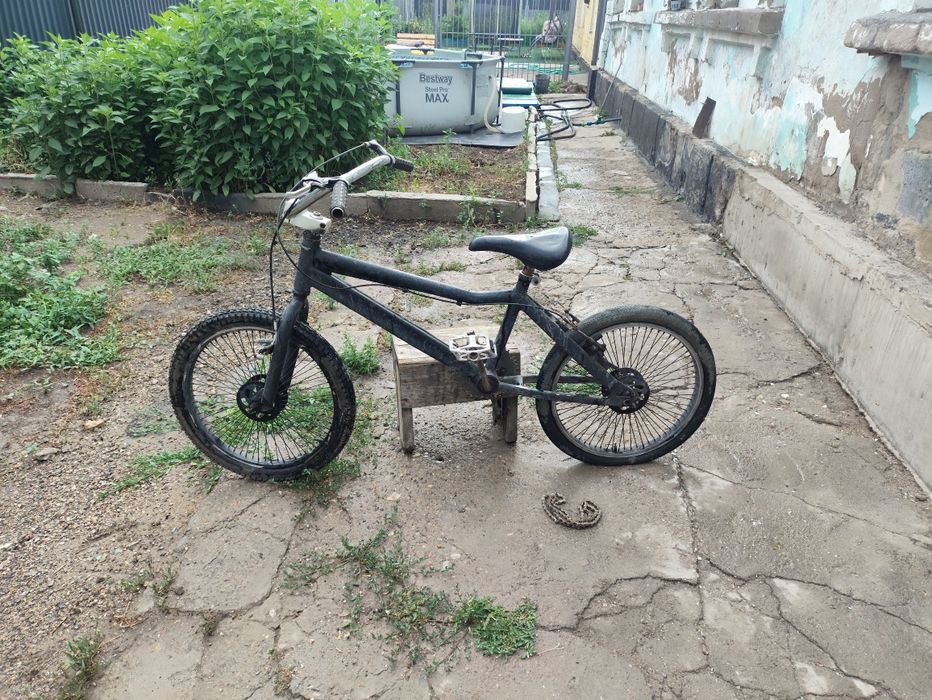 велосипед, черный 7-10лет
