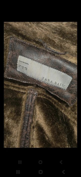 Geaca scurta stil cojoc Zara