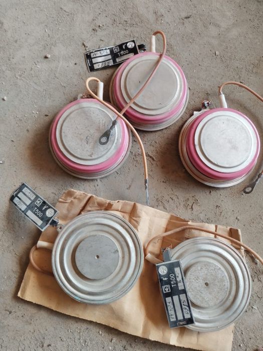 Тиристор т500.