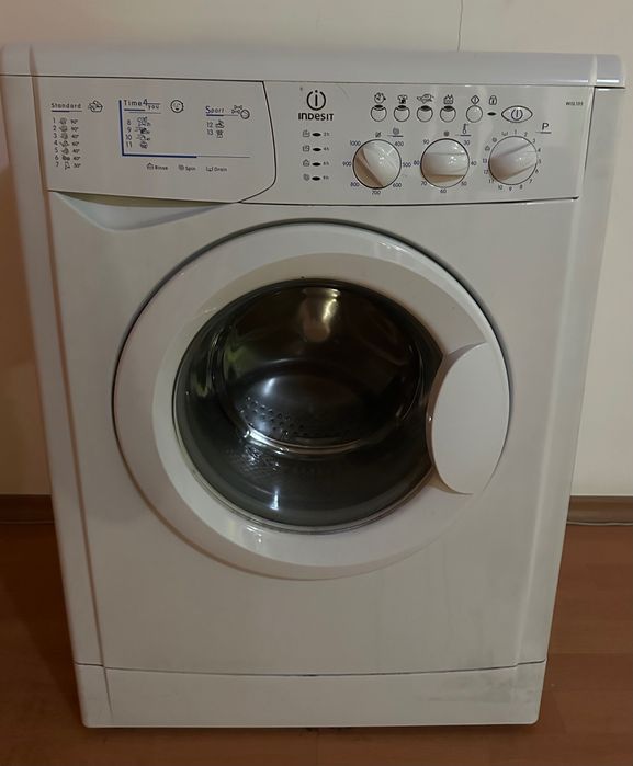 Пералня Indesit WISL 105