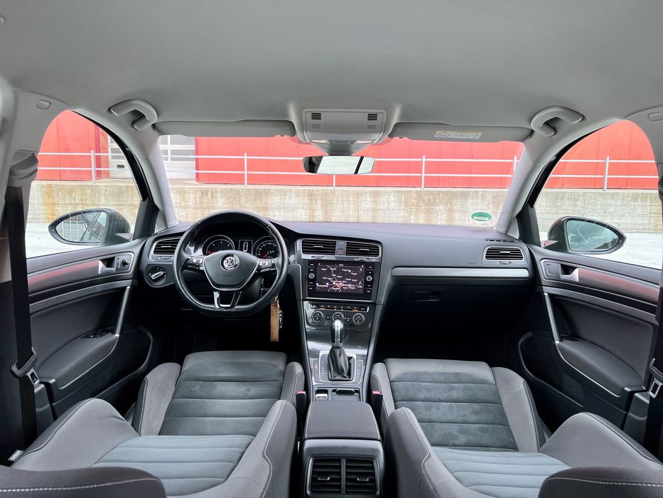 Pt  Pretentiosi*Un pret decent pentru un Golf 7,5 PERFECT, cu motor 1.6 diesel generatia noua euro 6 fara AdBlue si cu o culoare deosebita : Gri Urano