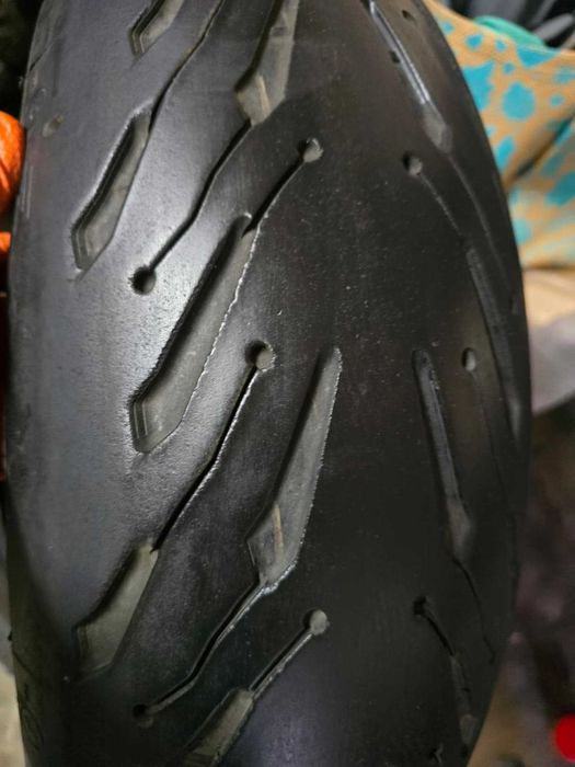 Anvelope moto SH - stare foarte buna