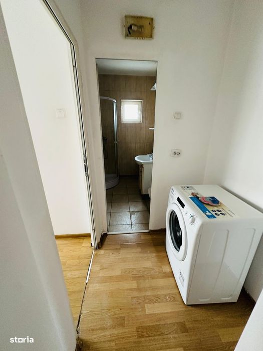 OPORTUNITATE DE INVESTIȚIE: Apartament cu 3 camere și 2 băi, etaj 2