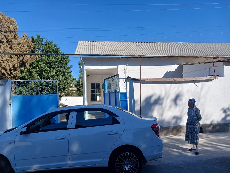 Уй сотилади 9 сотих