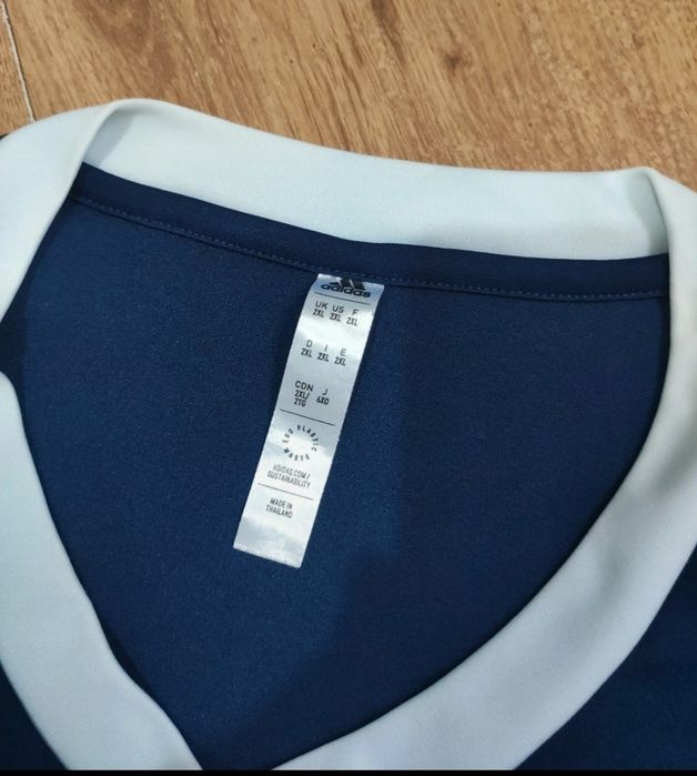 Tricou Adidas mărimea XXL