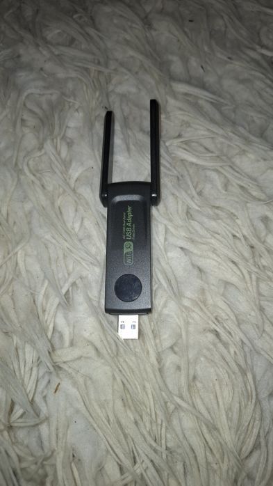 Продам Wi-Fi адаптер Wifi 1300