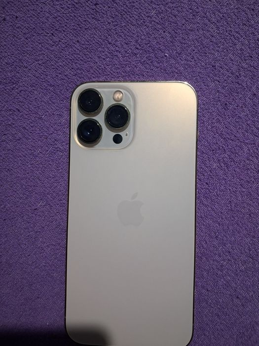13 pro max impecabil