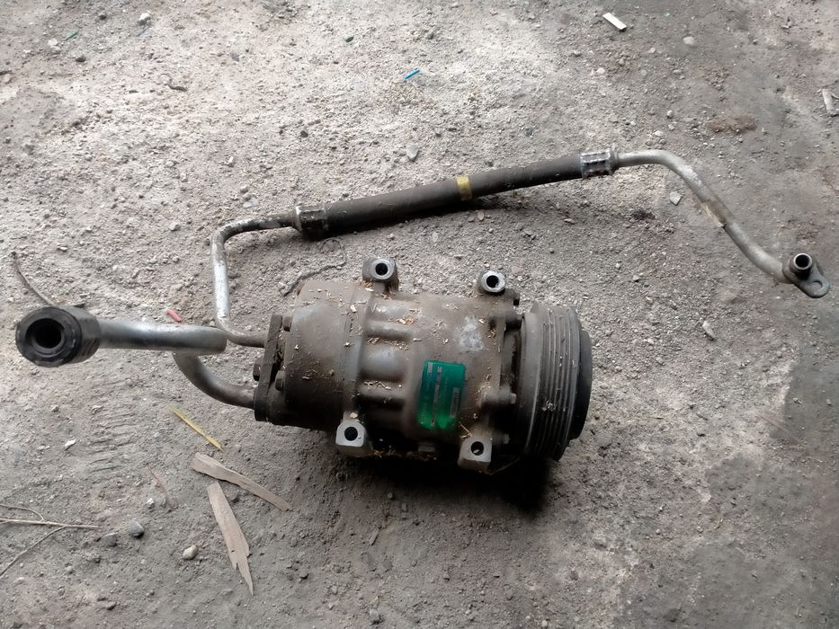 Продам компрессор кондиционера