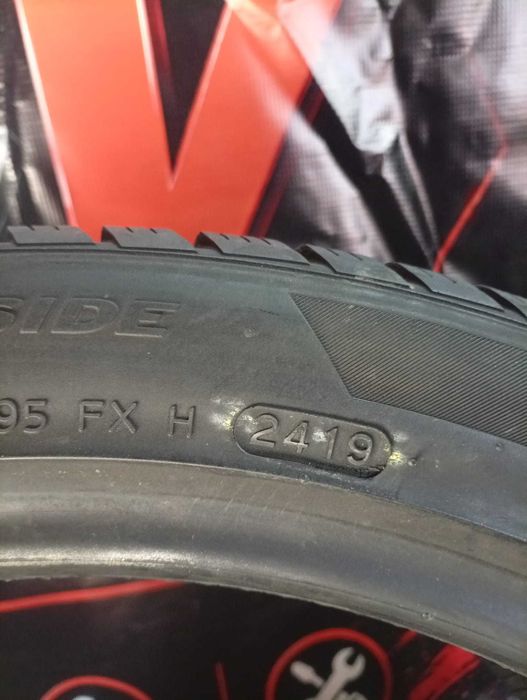 295 35 21 HANKOOK