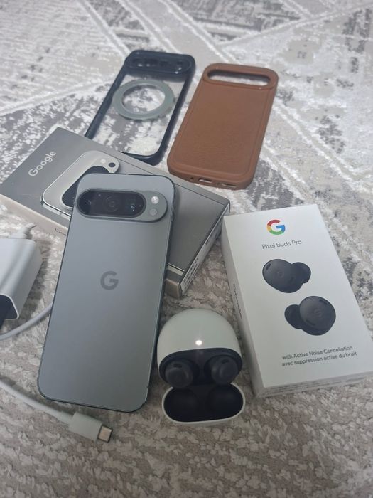 Google Pixel 9 pro + Buds pro