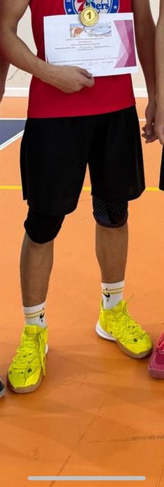 Баскетбольные кроссовки