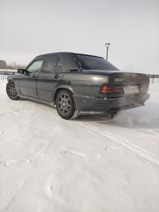 Mercedes Benz 190-e