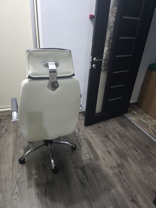 Scaun de birou confortabil