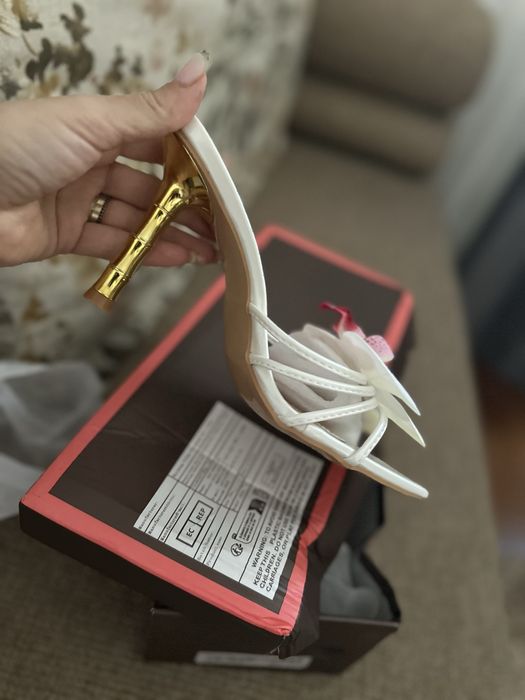 Papuci eleganti din  piele ecologica