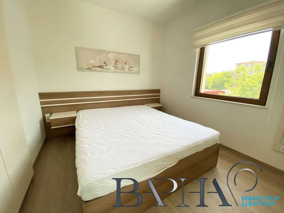 Дава се под наем Двустаен апартамент в к.к. Св.Св. Константин и Елена - 70 кв.м за 498.27 € - Снимка #3