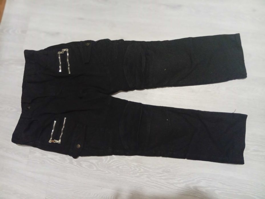 Продавам мото панталони