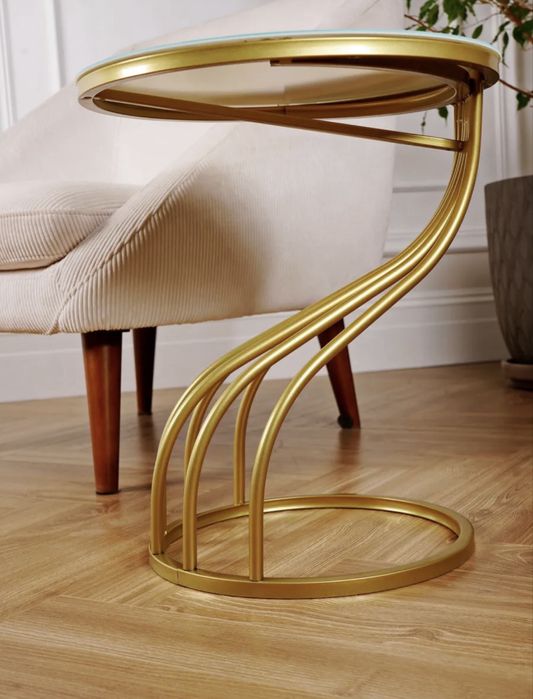 Продам столик журнальный