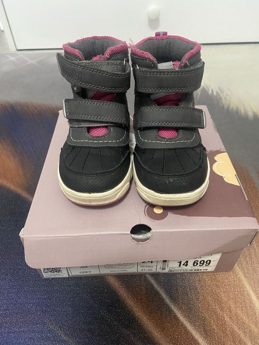 Ботинки на девочку весна/осень