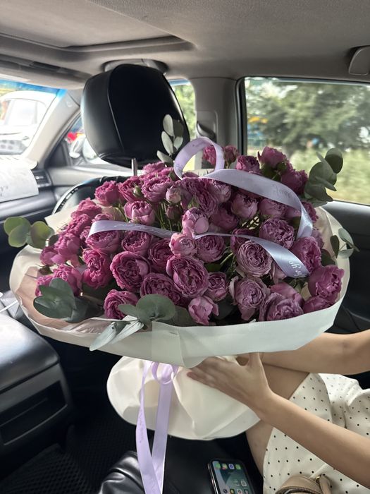 Букет пионовидных спрей