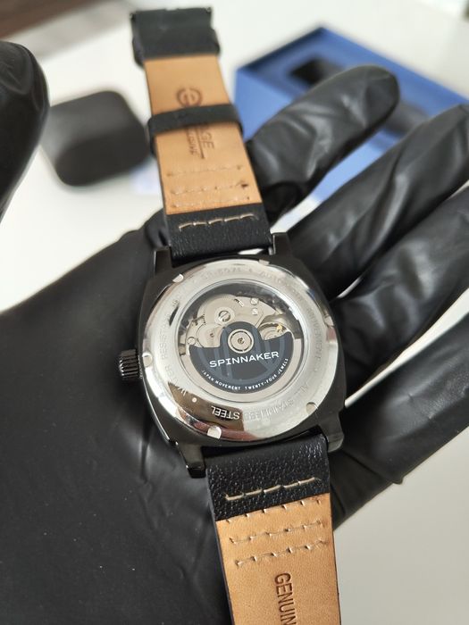Spinnaker vulkan часы мужские