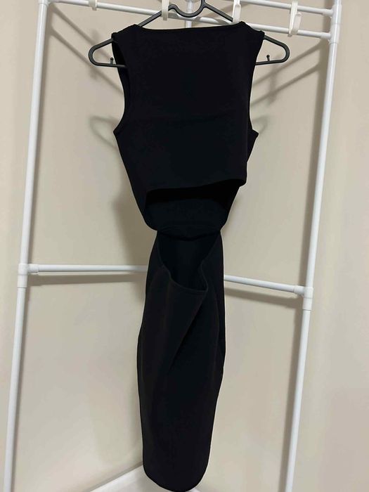 Черни рокли за повод