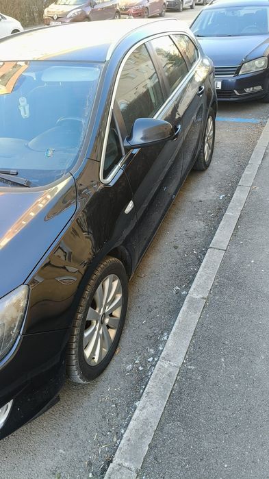 Opel Astra J 1.7 CDTI 2011 | Navi | Climatronic | Km reali | Economică